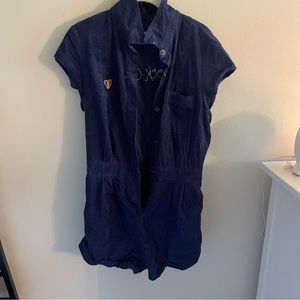 🌵UO “knock out” Corduroy Romper🌵